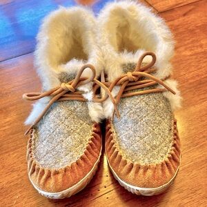 Sorel Out’N About Moccasin Booties EUC 8.5M